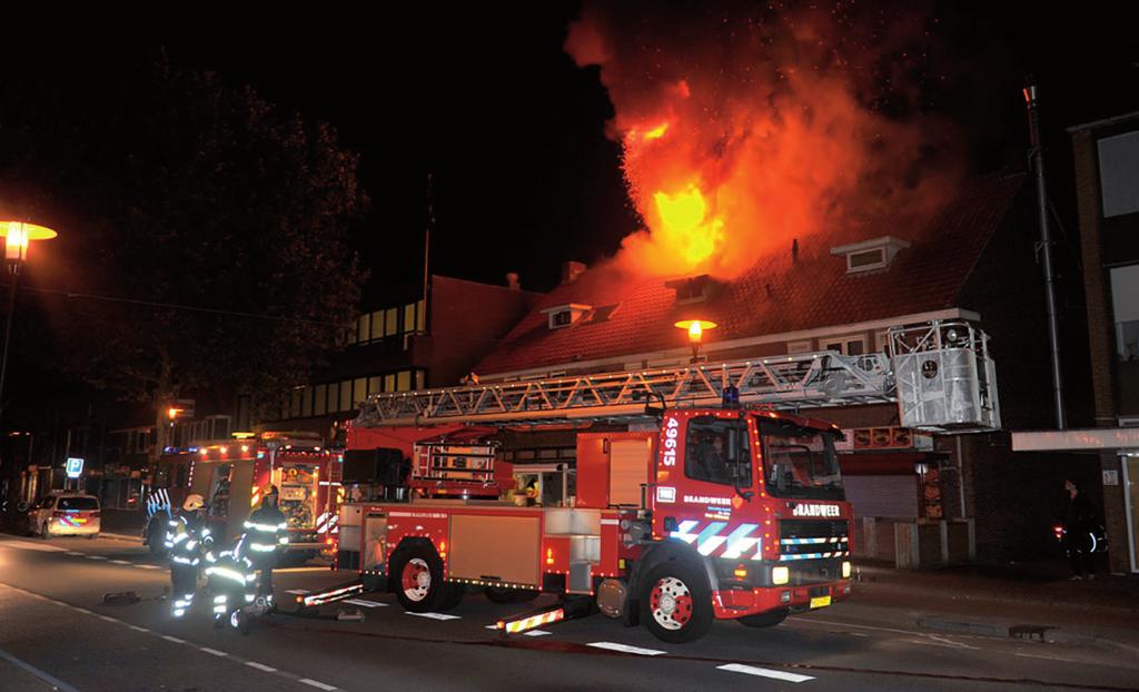 dat bewoners hun appartement hoefden te verlaten. De kosten van dit project bedroeg 1.400,- per appartement. Ook in Nederland zijn er positieve ervaringen met het achteraf installeren van sprinklers.