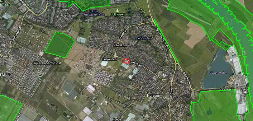 Figuur 3.1.3: Overzicht ligging EHS (groen gearceerd) ten opzichte van het plangebied (rood omlijnd). 3.1.4 Beschermde soorten Er zijn geen waarnemingen bekend van beschermde soorten in het plangebied.