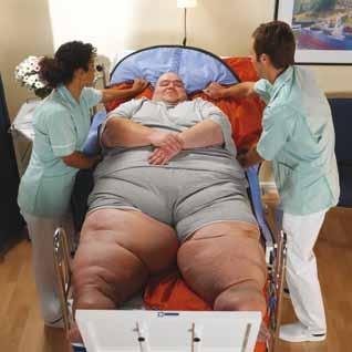 De behoeften van zorginstellingen kunnen echter verschillen en daarom biedt ArjoHuntleigh een complete serie oplossingen voor de transfer van obese cliënten.