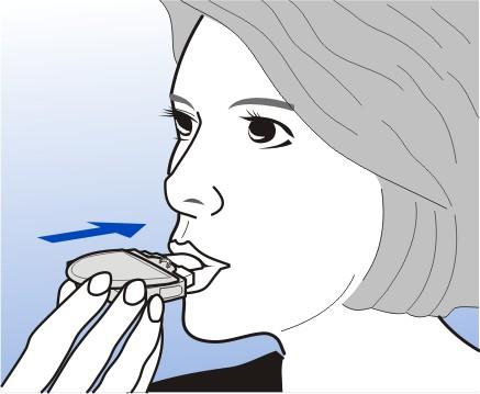 Versie 46 Houd de Diskhaler horizontaal Steek het mondstuk tussen uw tanden. Klem uw lippen krachtig rond het mondstuk. Bijt niet op het mondstuk.