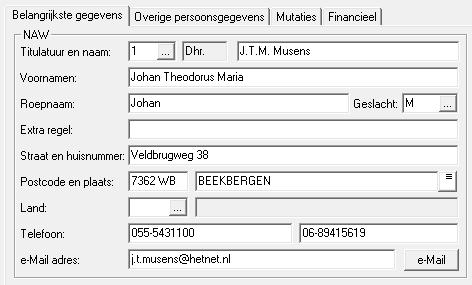 2.1.2.1. NAW In deze rubriek staan de volgende gegevens: Titulatuur Hier geeft u een code op die de titulatuur aangeeft die op lijsten, etiketten en acceptgiro's gebruikt moet worden.