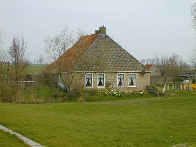 115 A287 1 9022 AW Howier 1 Fokkema, Lieuwe & Hiltje Omstreeks 1747 stins Howier afgebroken en nieuwe boerderij gebouwd. In 1860 stelpboerderij herbouwd.