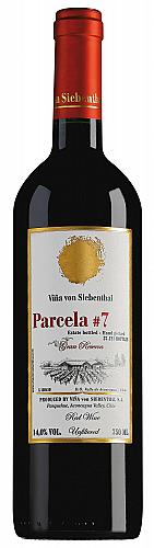 Viña von Siebenthal Aconcagua Valley Parcela 7 2011 14,60 In 1998 startte Mauro von Siebenthal dit kleine wijngoed in Aconcagua Valley, noordelijk van Santiago. Momenteel maakt hij ongeveer 150.
