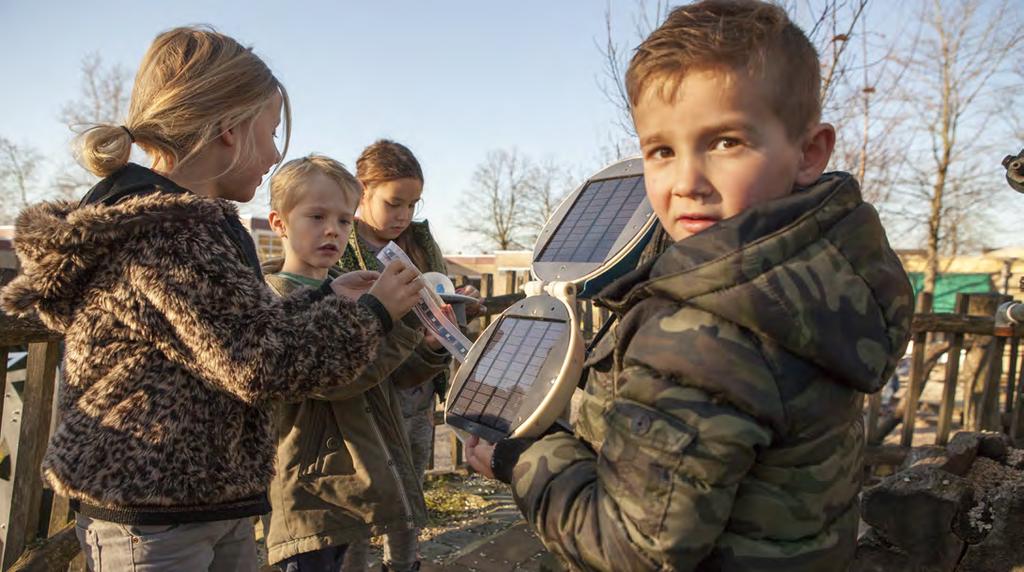 Didactiek Uitgangspunten Het educatief pakket Solly is een kerndoeldekkend pakket met drie uitgangspunten, namelijk: 1. Energiebewustwording 2. Ontdekken, onderzoeken en ontwerpen 3.