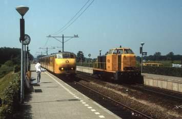 27 maart 2019 Noordooster-locaalspoorweg-Maatschappij (NOLS) Geert de Weger De spoorlijn van Zwolle naar Emmen maakte ooit deel uit van de NOLS (Noordoosterlocaalspoorweg-Maatschappij), evenals de
