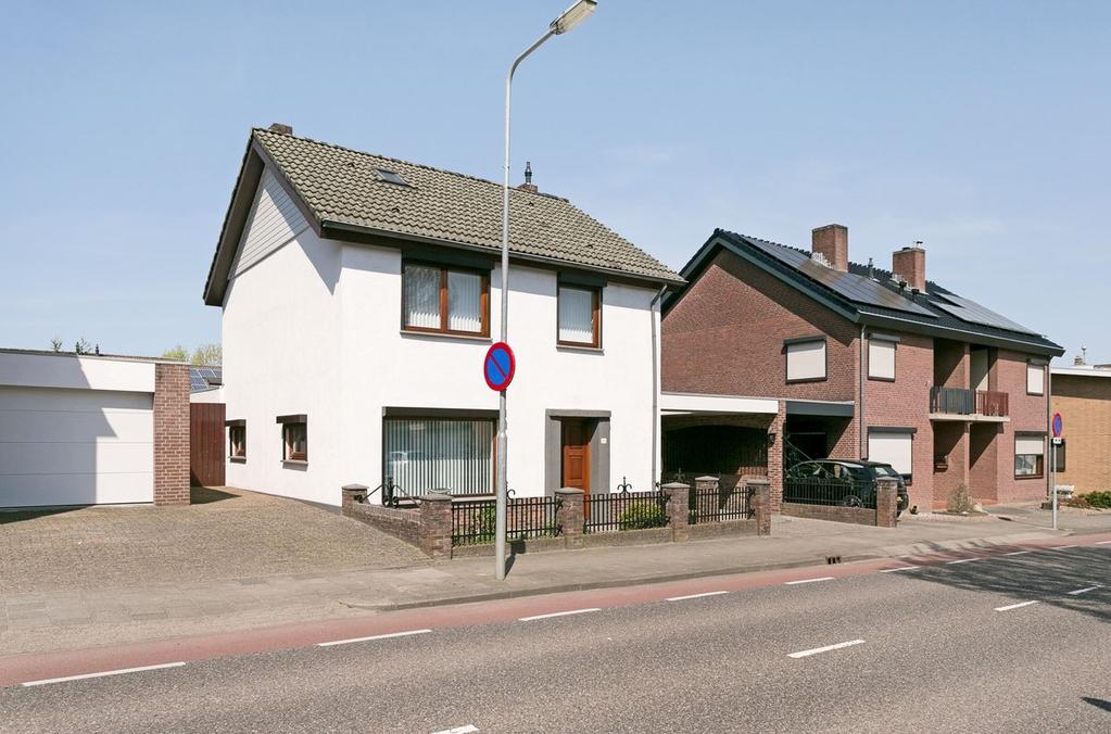 Kleikoeleweg 63 6373 CC Landgraaf Inleiding PRACHTIGE RUIME VRIJSTAANDE WONING MET DUBBELE GARAGE!