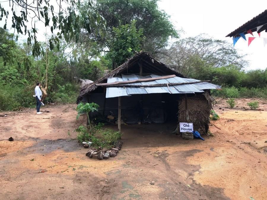 April 2018: Verslag werkbezoek Sri Lanka door Hebo Housing Group Sri Lanka bezoek HEBO Housing groep - deel 1 Vandaag (7 april) was de dag van de grootse opening van het HEBO housing project in Sri