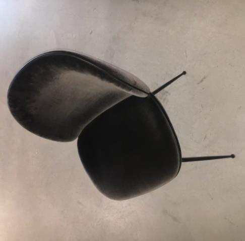 GUBI - BEETLE Set van 6 stoelen Poot metaal