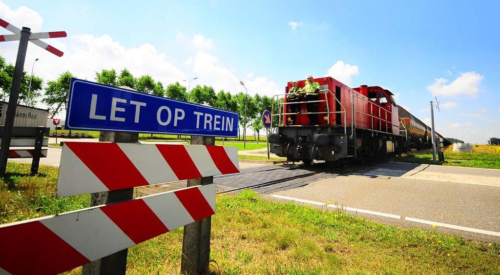 versterken van de modaliteit spoor en het aantrekkelijker maken van de logistieke draaischijffunctie. Er hebben zich verschillende nieuwe verladers op Moerdijk gevestigd.