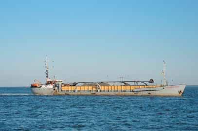 Al van oudsher werden mensen en goederen met schepen over de Waddenzee naar hun bestemming gebracht. De regio is welvarend geworden met een marien-agrarische economie.