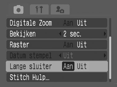 Opnamen maken met een lange sluitertijd Opnamemodus U kunt een lange sluitertijd instellen om donkere onderwerpen lichter weer te geven. 1 Menu (Opname) [Lange sluiter] [Aan].