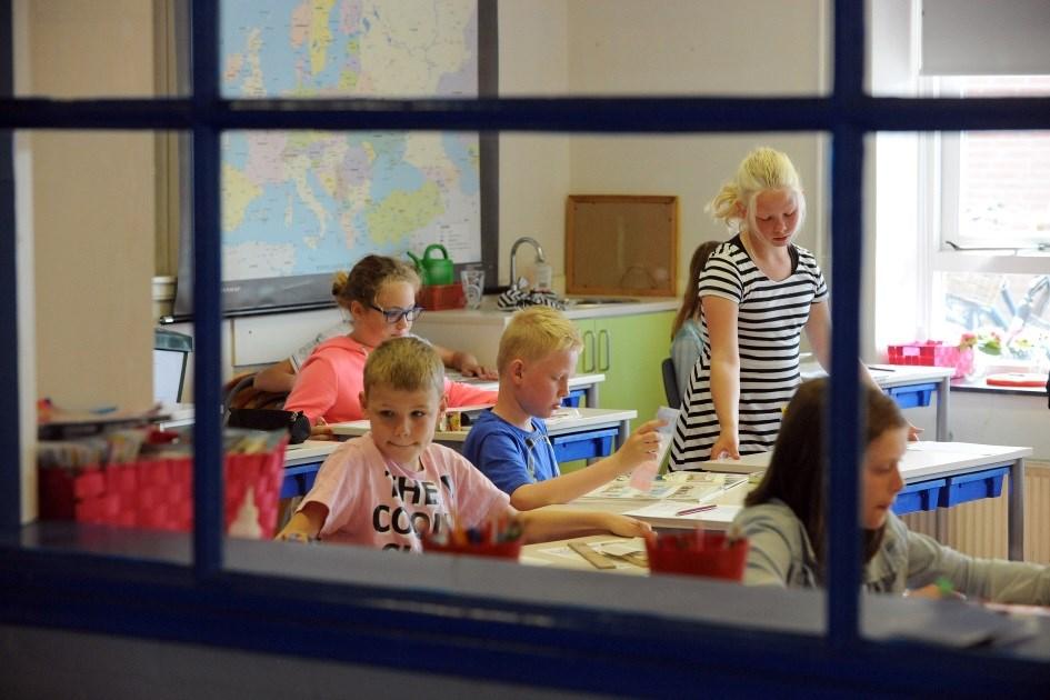 6 In september staan de kennismakingsavonden gepland, waarop u kunt kennismaken met de leerkracht/pedagogisch medewerker van uw kind(eren) en informatie krijgt over de manier van werken binnen de