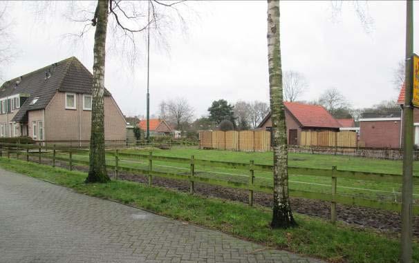 Actuele situatie en toekomstig gebruik De onderzoekslocatie aan de Varenweg 16 te Hierden heeft een oppervlakte van 732 m² en is kadastraal bekend als gemeente Harderwijk, sectie B, nummer 7406.