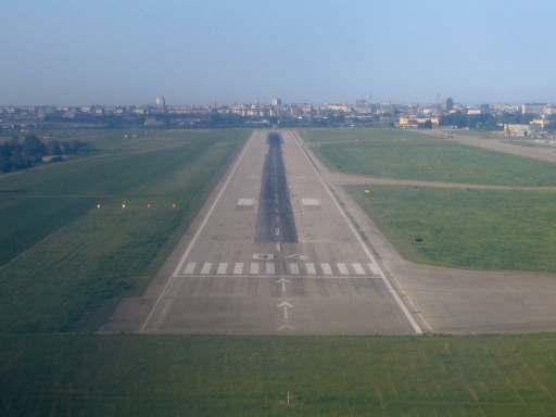 Fig. 8: Kleur in het luchtverkeer: PAPI (Bron: www.acvaguila.