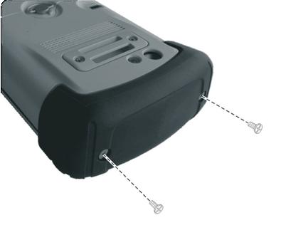 Om een SD-kaart in te schuiven: 2 Verwijder het rubberen beschermingskapje door de twee schroeven los te draaien.