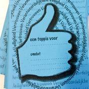 Later kan je definitief voor het technasium kiezen. Onze docenten geven je complimenten in de vorm van toppies.