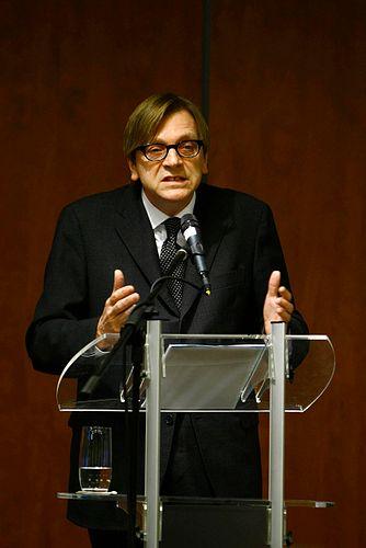 Inleiding Guy Verhofstadt, voormalig eerste minister, thans minister van staat van België: Een Europese uitweg uit de financiële en economische crisis Cijfers bleken de voorbije maanden bijzonder