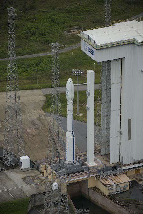 SUCCESVOLLE VEGA LANCERING MET O.A. DE BELGISCHE PROBA-V Nadat de lancering een keer uitgesteld moest worden kon eindelijk kort na middernacht op maandag 7 mei een Vega raket het lanceerplatform in Kourou verlaten.