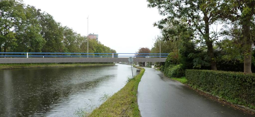 Figuur 3.23 Bypass Oost Vlietpolder doorsnijding Vlietkanaal Schaalniveau plangebied / directe omgeving Op het lokale schaalniveau heeft de variant ZnB een effect op de molen Zelden van Passe.