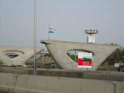 .. (Water)vogels pikken de onderkant open om nog wat eetbare overblijfselen te verorberen en voor de rest: na ons de zondvloed.