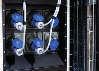 De MatrixCube is standaard uitgevoerd met een power distribution rack, inclusief Uninterruptable Power Supply (UPS).