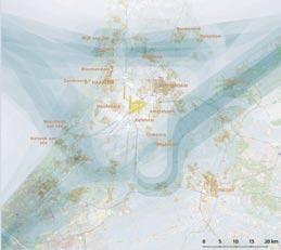 de eindnadering ingezet volgens een vast recht glijpad. Indien twee parallelle landingsbanen tegelijkertijd in gebruik zijn, wordt om veiligheidsredenen voor de ene baan genaderd op 2.