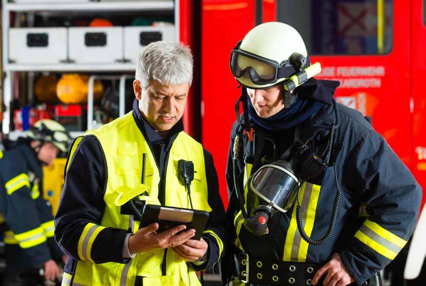 BRAND WET- EN REGELGEVING In het Bouwbesluit 2012 (versie 2015) zijn diverse artikelen opgenomen die betrekking hebben op brandveiligheid.
