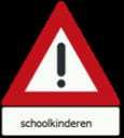 Gevaarlijke punten! De enquête leert ons dat de helft van onze kinderen met de auto naar school gebracht worden.