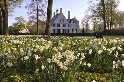 Welkom op Landgoed Baest Mooiste Landgoed van Brabant" (Brabantse Monumentenprijs 1997) Landgoed Baest is gelegen in de gemeente Oirschot, tussen Tilburg en Eindhoven.