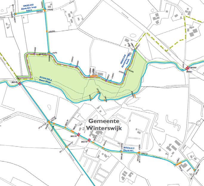 FIG 38 WATERSYSTEEMKAART BOVEN-SLINGE De watersysteemkaart (watergangen en kunstwerken) van de Boven-Slinge ter hoogte van het Buskersbos, gemeente Winterswijk (Bron: Waterschap Rijn en IJssel). 5.8.1.