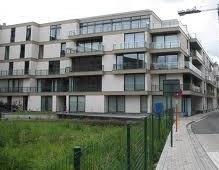 en kwamen er moderne appartementen.