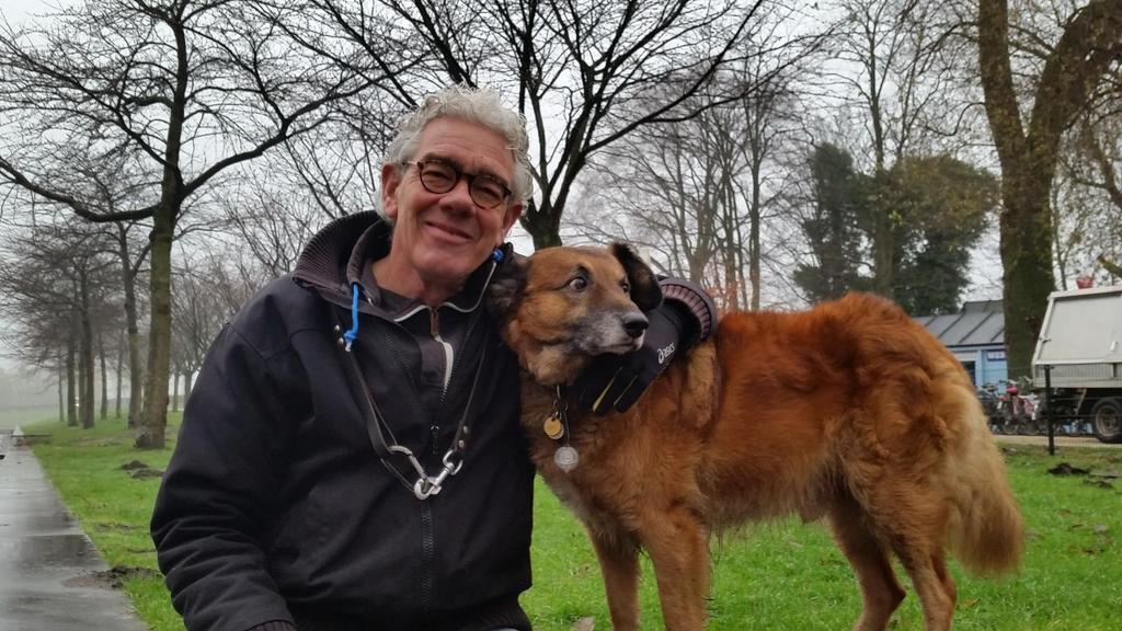 Buurtlicht presenteert portretten van - Westerparkbezoekers - honden en hun