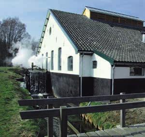 U kunt zelf papierscheppen bij papierschepperij Het Oude Klooster, eindeloos wandelen en De kern van Eerbeek heeft gezellige restaurantjes, terrassen ook qua fietsroutes zijn er volop mogelijkheden.