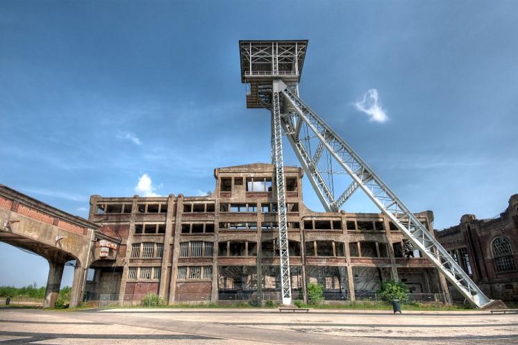 Dumontlaan 114 te Waterschei/Genk (ingang tegenover Brico in Waterschei) We laten jullie de mogelijkheid op 3 verschillende tijdstippen in te stappen: Om 14u vertrekt de groep om een wandeling te