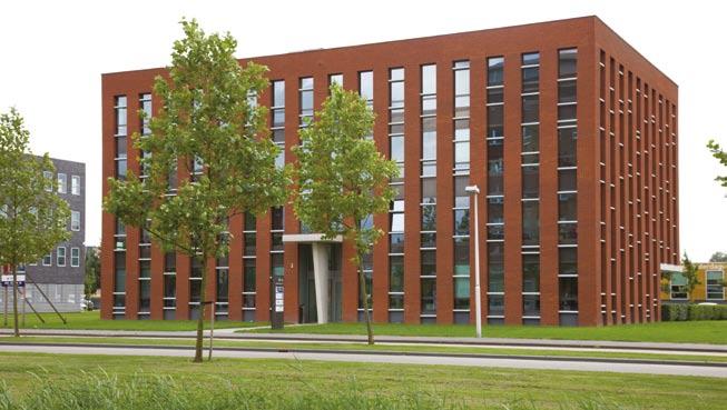 Planvoorraad kantoren naar kantoorgebied Verdeeld over de Utrechtse kantoorgebieden is de planvoorraad gesitueerd in het Stationsgebied en in Leidsche Rijn Centrum (LRC), en in mindere mate in