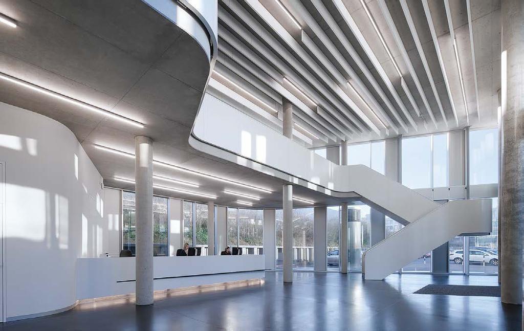 184 Muziektheater Linz AT Architectuur: Terry Pawson Architects, Londen GB Licht- en elektrostudie: Wagner &