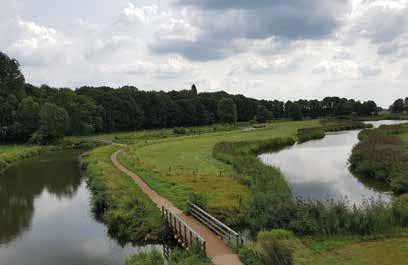 Daarnaast zijn er op het DRU-industriepark, dicht bij huis, voor de inwoners van Varsselder-Veldhunten, prima mogelijkheden om culturele activiteiten te bezoeken zoals: theater, popmuziek