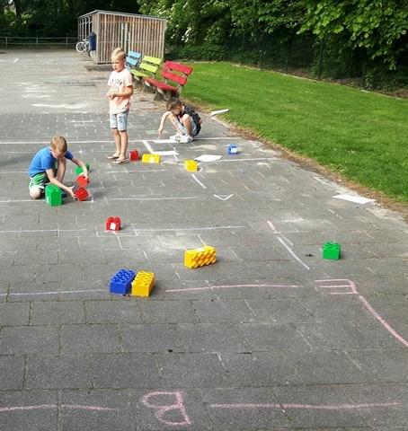 Maart 2019 Tussen de middag Gezien de deelname van de laatste jaren voorziet de T.S.O. (tussenschoolse-opvang) in een duidelijke behoefte en hebben de kinderen het naar hun zin.