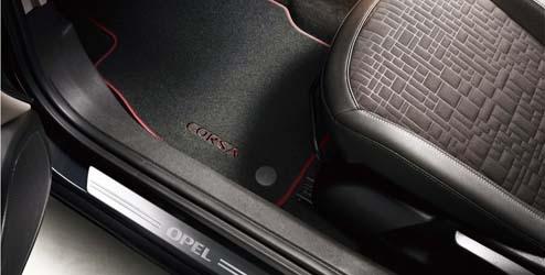 Op maat gemaakt voor de Opel Corsa Kleur: antraciet, met OPC logo op beide voorste matten Met rubberen antislip-rug Verschuiven niet, dankzij het standaard Opel-bevestigingssysteem