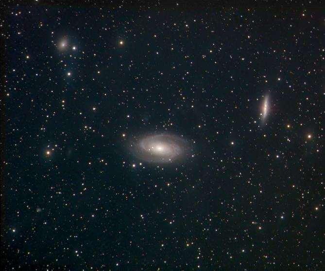 Test 1 NGC3077, SQM19.