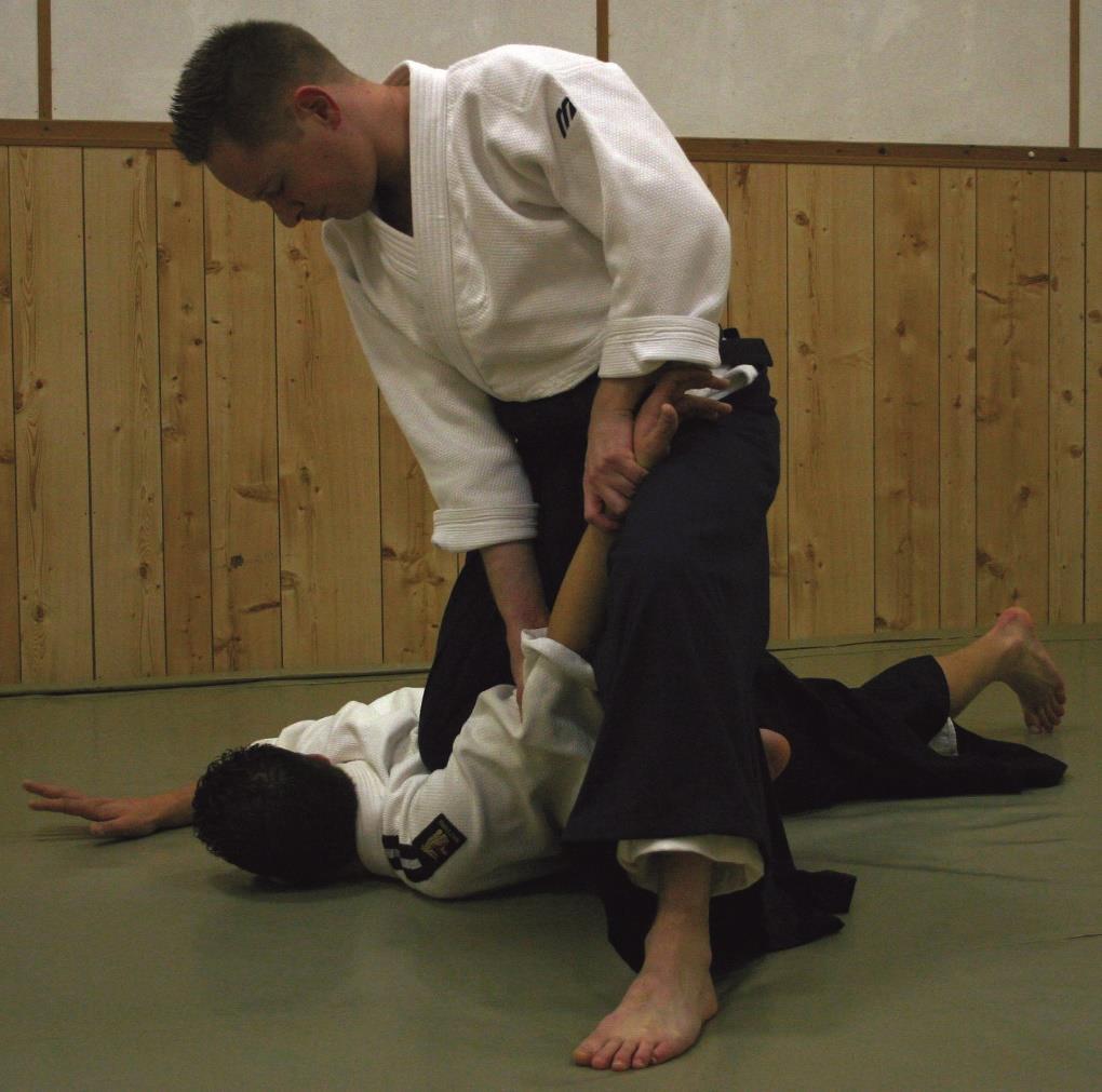 Dave Daalmans (1976) 4 e dan In 1994 ben ik begonnen met aikibudo en judo bij sportschool Breedveld in Gorinchem.