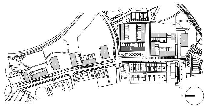 Voor woningen waarvoor een hogere waarde wordt vastgesteld, dient aangetoond te worden of het geluid in de woningen (het binnenniveau) niet meer bedraagt dan 33 db.