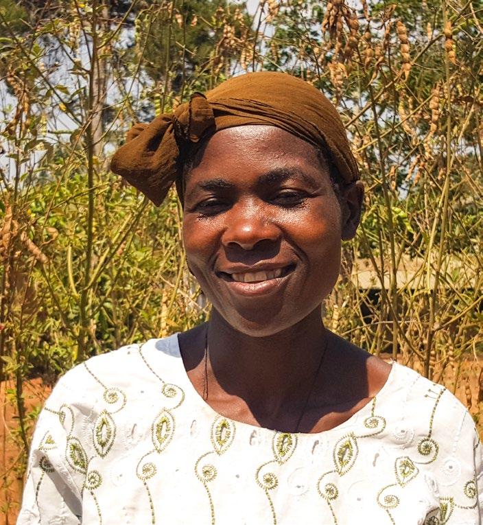 Binnen het KI-programma in Malawi wordt een aantal voorbeeldboeren opgeleid tot inseminators. Dit levert hen extra inkomsten op en op deze manier blijft de kennis in het gebied aanwezig.