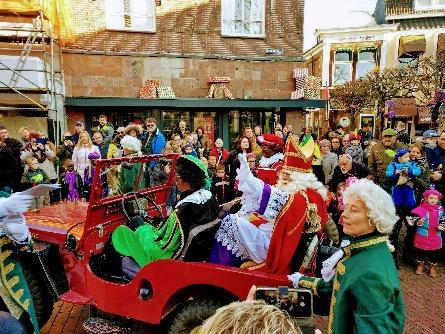 Winters Assen gedurende een maand een ijsbaan in het centrum van Assen Overleg met alle trekkingsgerechtigden Totaal zijn er 11 trekkingsgerechtigden (organisaties en sectoren).