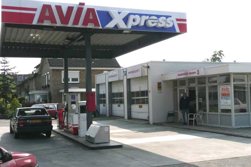 AVIA SERVICE STATION HANS JANSEN Tarwestraat 2 7552 DT Hengelo Tel.