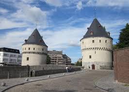 OP STAP IN DE GULDENSPORENSTAD We nemen je mee doorheen het stadscentrum.