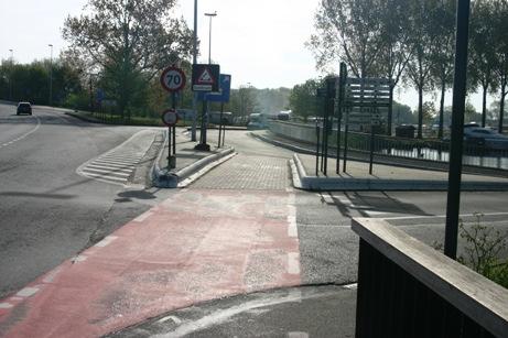 Vaartdijkstraat aan Lappersfort (kant markt Old Piper) Geen tweevaksbaan over Zuidervaartje en