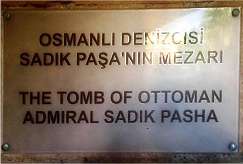 Vlak ernaast keken we naar de overblijfselen van de ooit uitgestrekte Ottomaanse begraafplaats Baldoken,