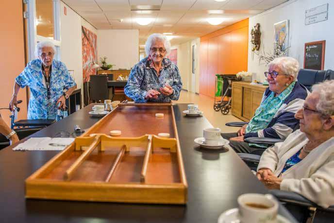 In aanwezigheid van de voorzitter en de vicevoorzitter van de raad van toezicht heeft de evaluatie van de bestuurder plaatsgehad en is de decharge vastgesteld conform de geldende wet- en regelgeving.