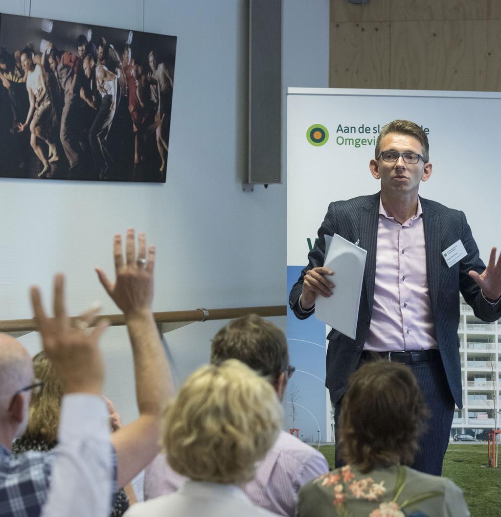 Handleiding Strategieontwikkeling begint met een aantal vragen: Wat is de maatschappelijke opgave en wat willen inwoners en ondernemers?